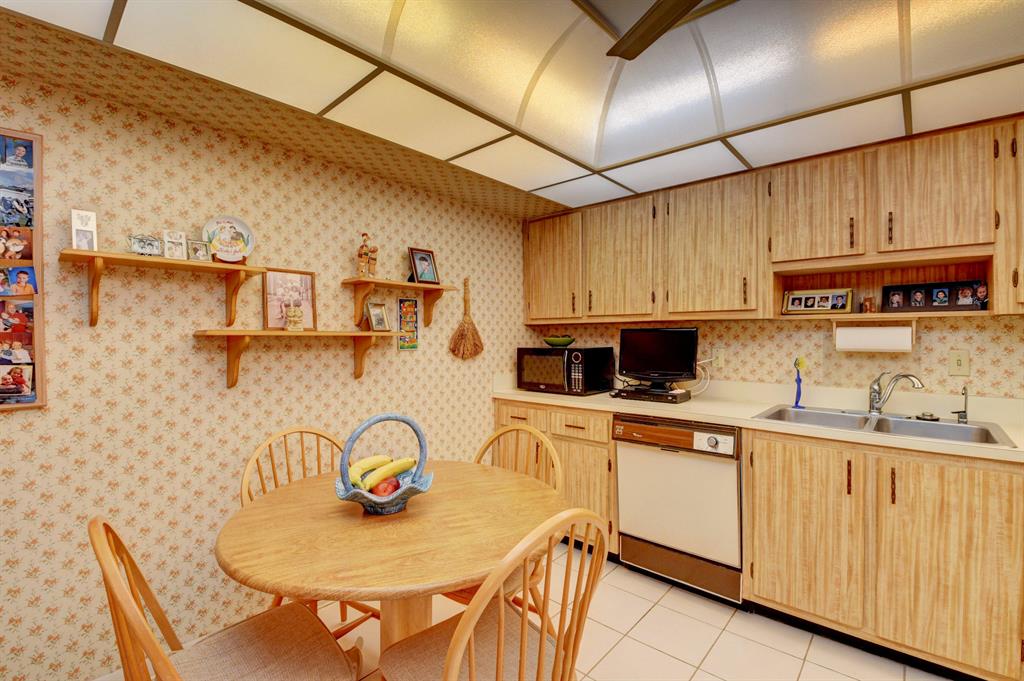 RAINBERRY BAY - Residential