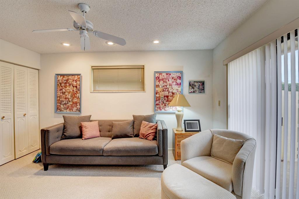 RAINBERRY BAY - Residential