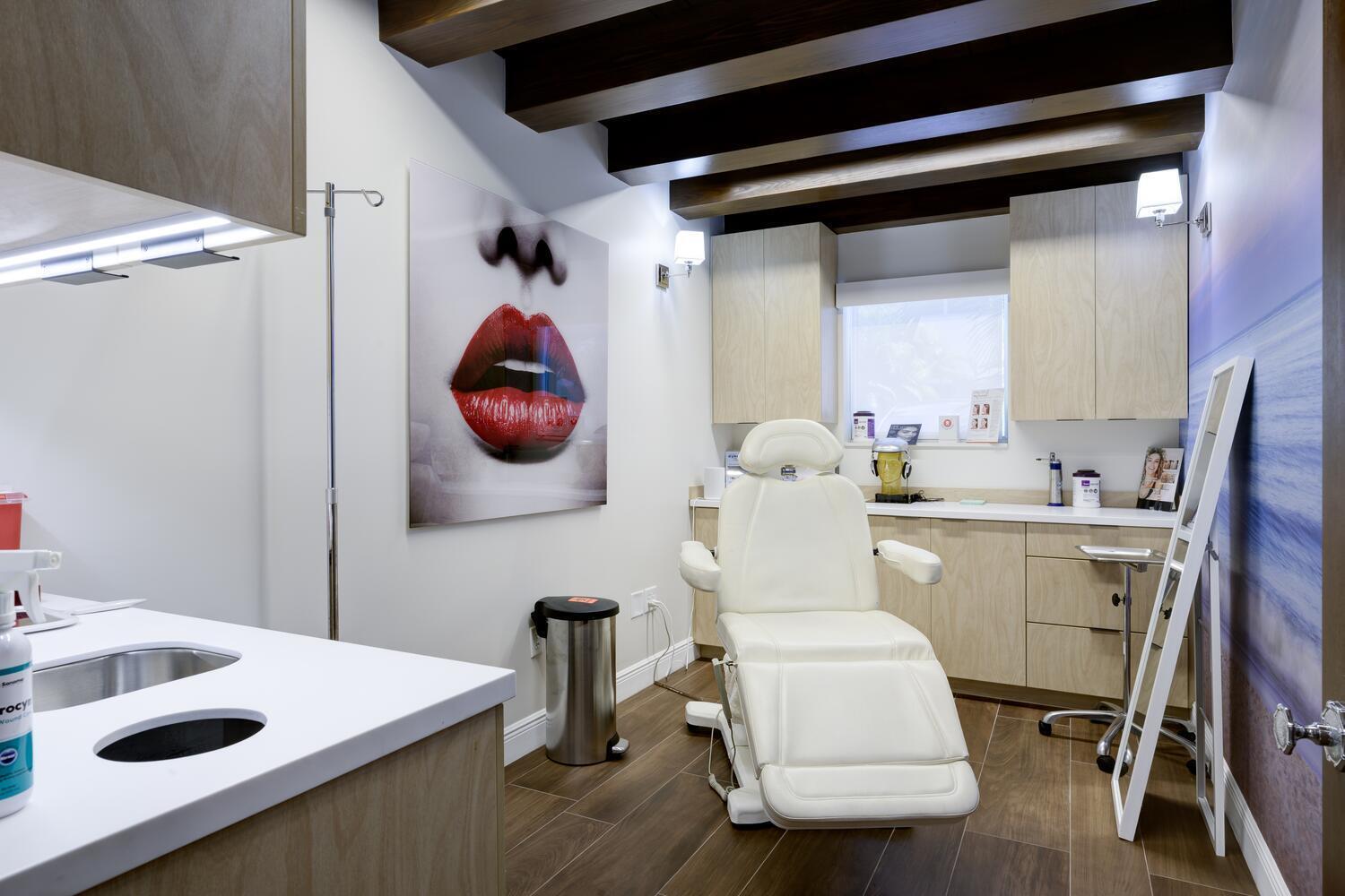 TWO FORTY NINE PERUVIAN B - Commercial Sale