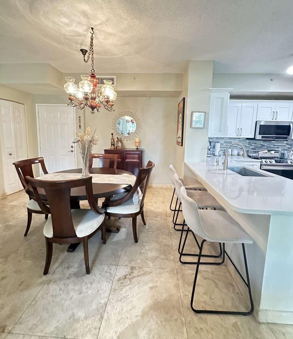 630 S Sapodilla Ave 215