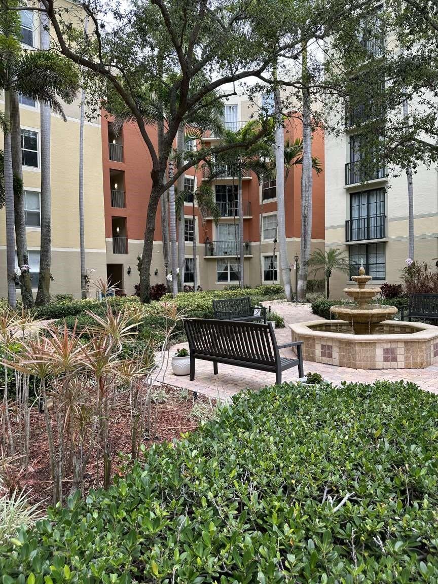 Courtyards in Cityplace - Residential