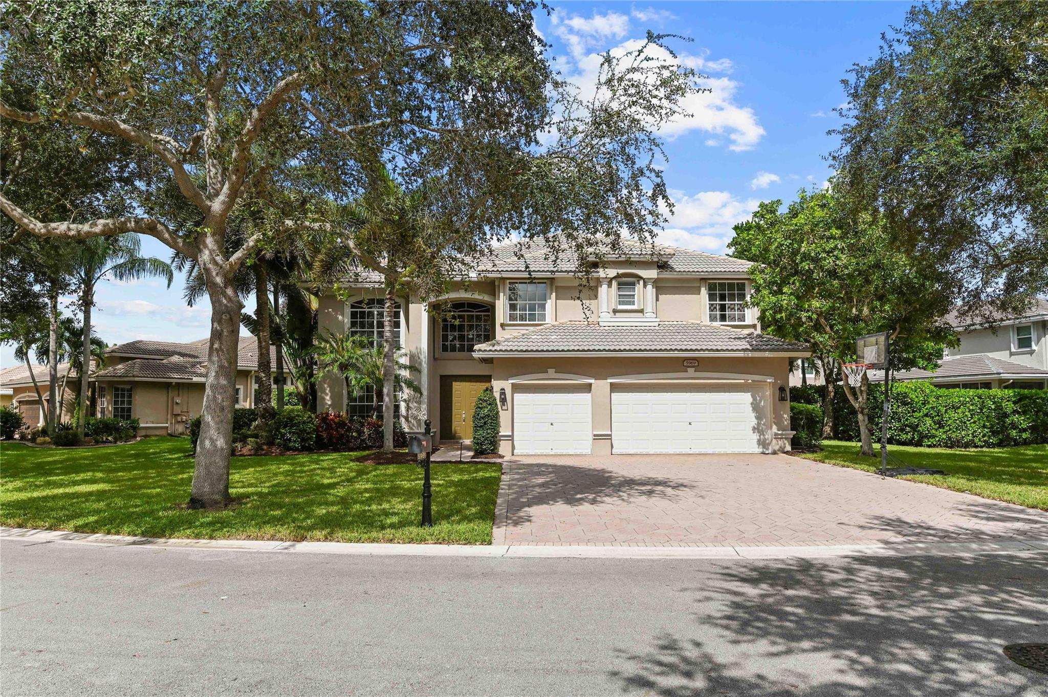 Grand Reserve - Residential