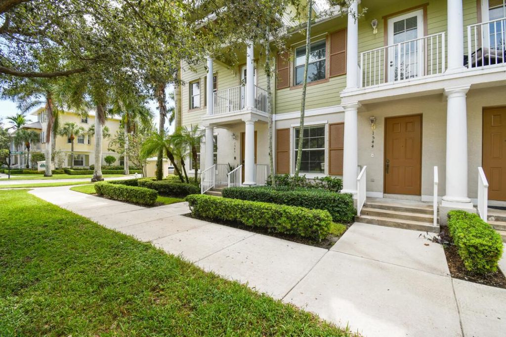 Photo of 1544 W Frederick Small Road #12b, Jupiter, FL 33458 (MLS # R10943034)