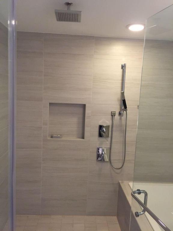 RIVA CONDOMINIUM - Residential Lease