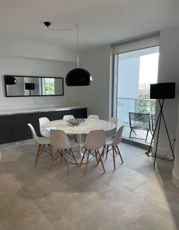 RIVA CONDOMINIUM - Residential Lease