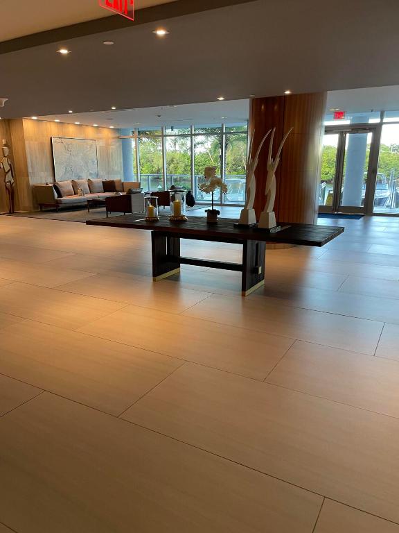 RIVA CONDOMINIUM - Residential Lease