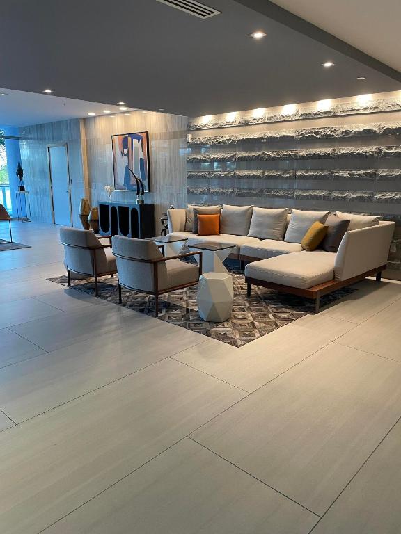 RIVA CONDOMINIUM - Residential Lease