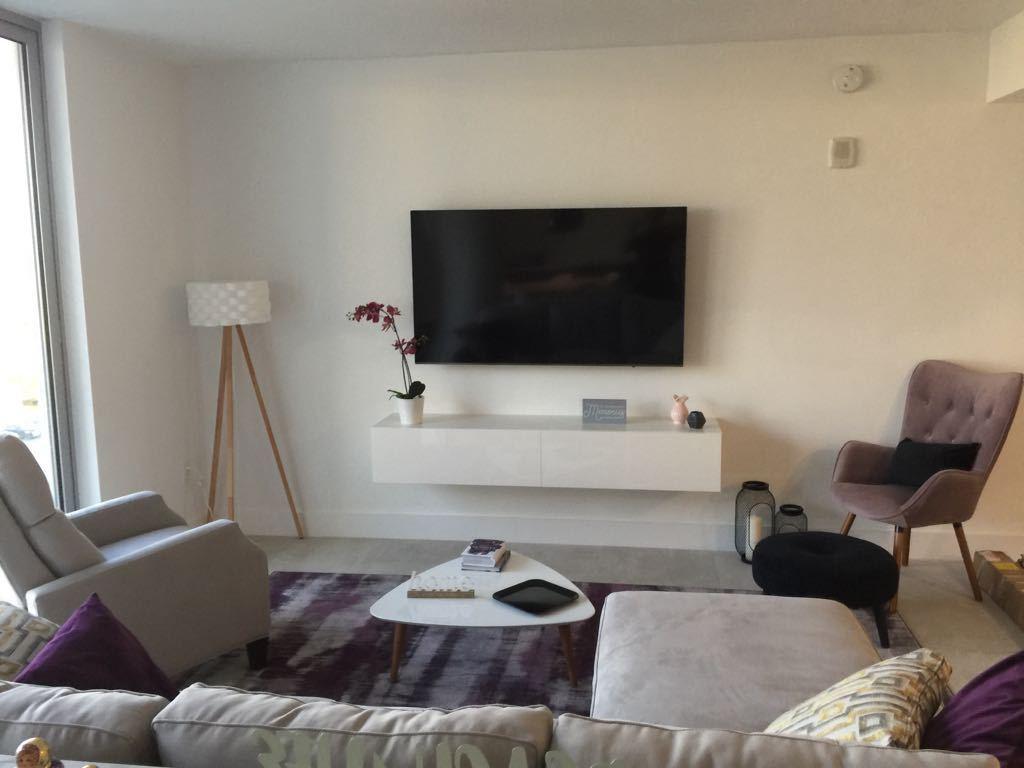 RIVA CONDOMINIUM - Residential Lease