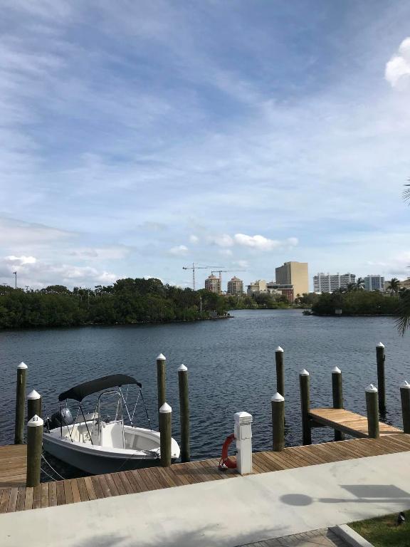 RIVA CONDOMINIUM - Residential Lease