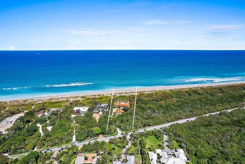 Photo of 527 S Beach Road, Jupiter Island, FL 33455 (MLS # R11101120)