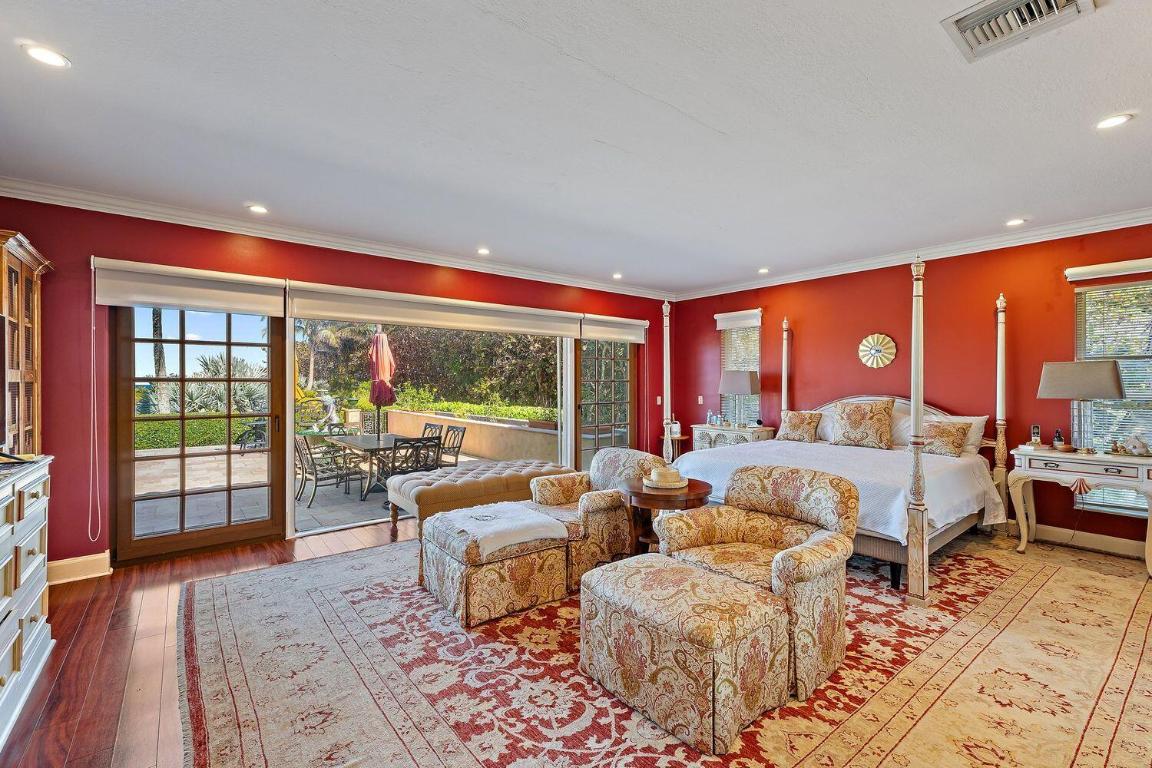 Blowing Rocks - Residential