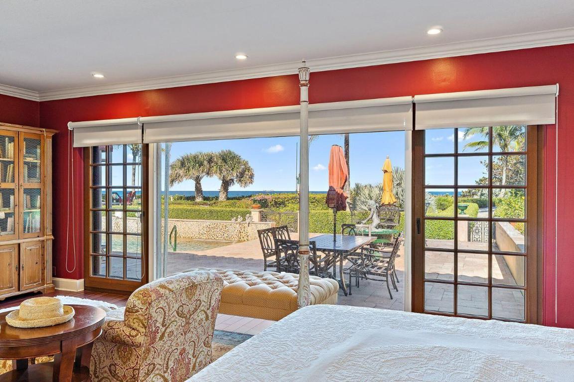 Blowing Rocks - Residential