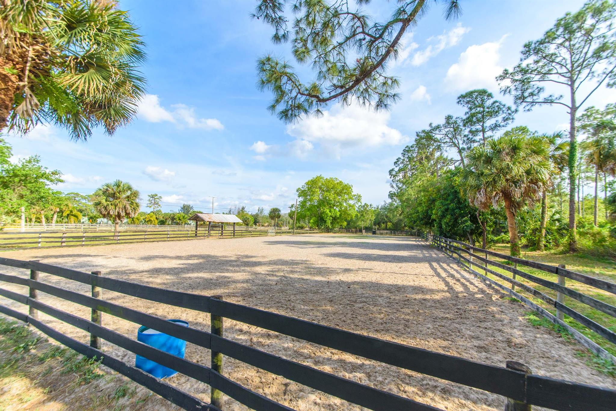 LOXAHATCHEE GROVES - Land