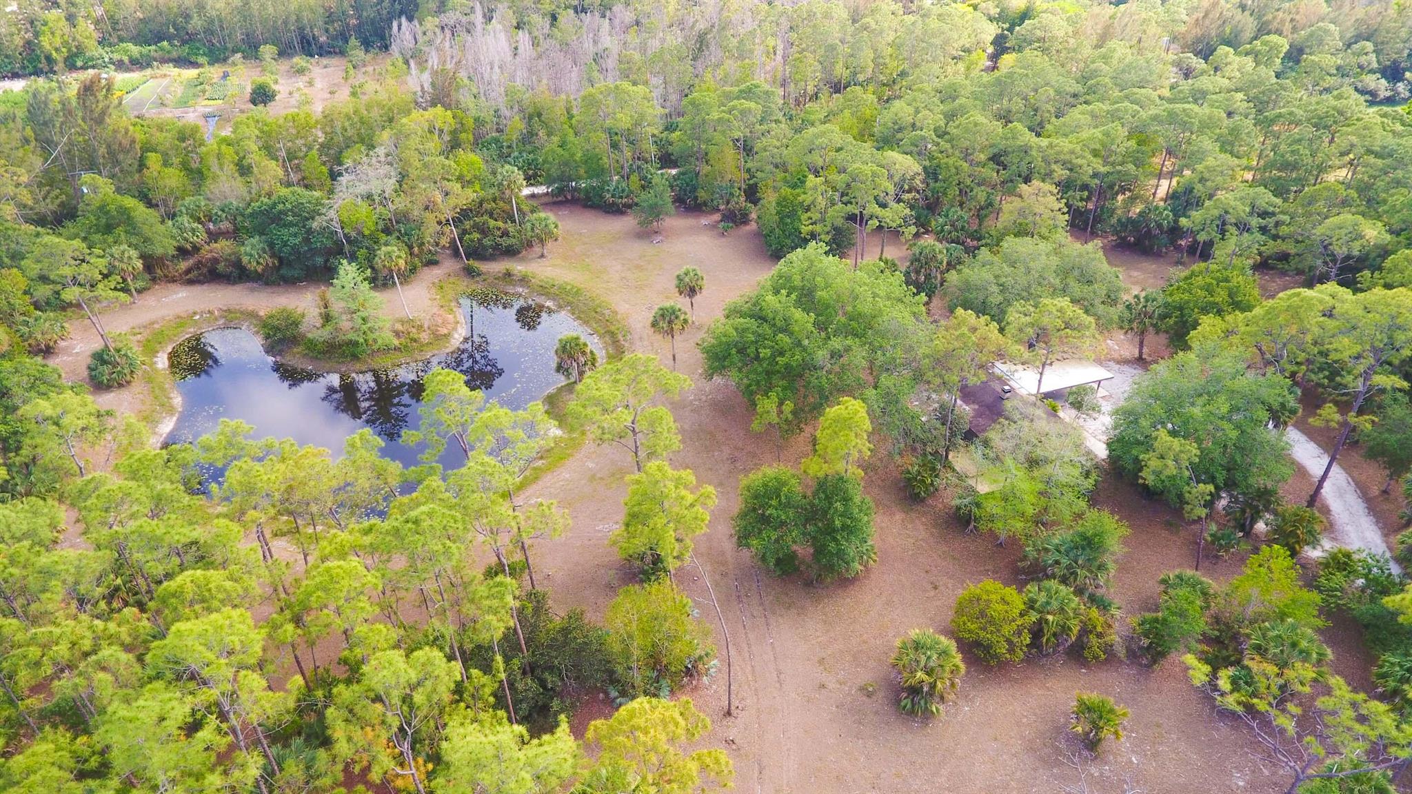 LOXAHATCHEE GROVES - Land
