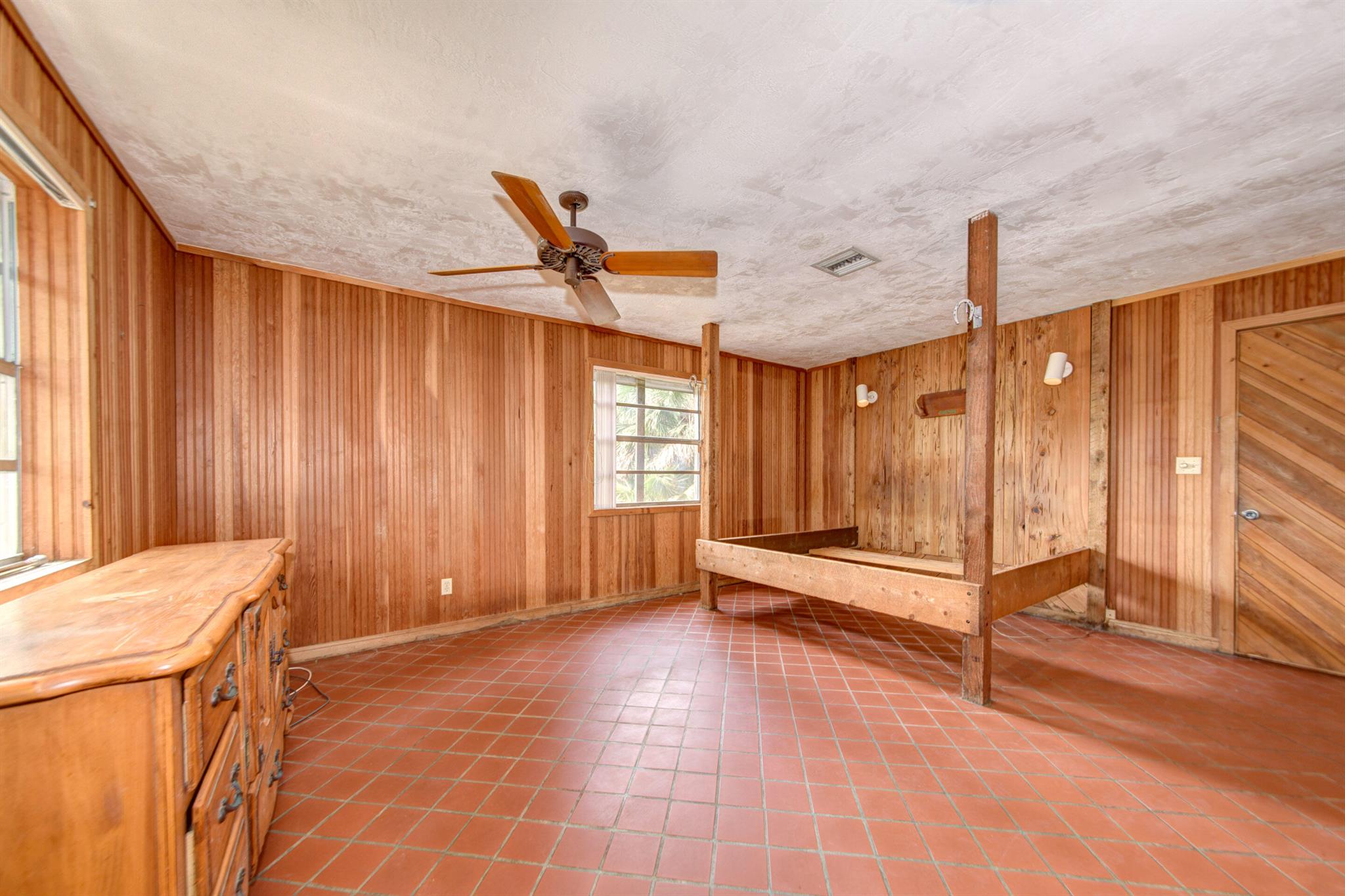 LOXAHATCHEE GROVES - Land