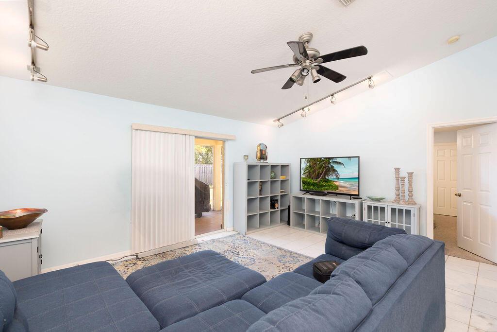 PORT ST LUCIE SECTION 30 - Residential