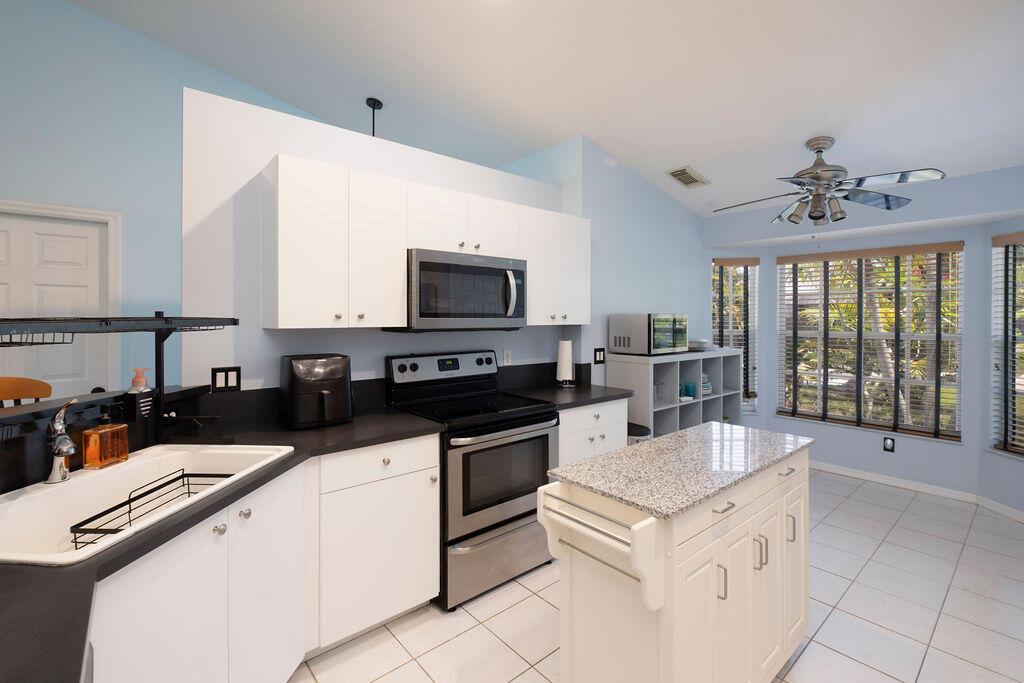 PORT ST LUCIE SECTION 30 - Residential