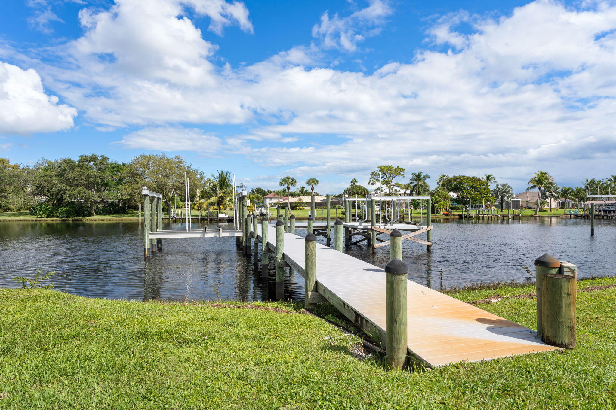 VIKINGS LOOKOUT PHASE I - Residential