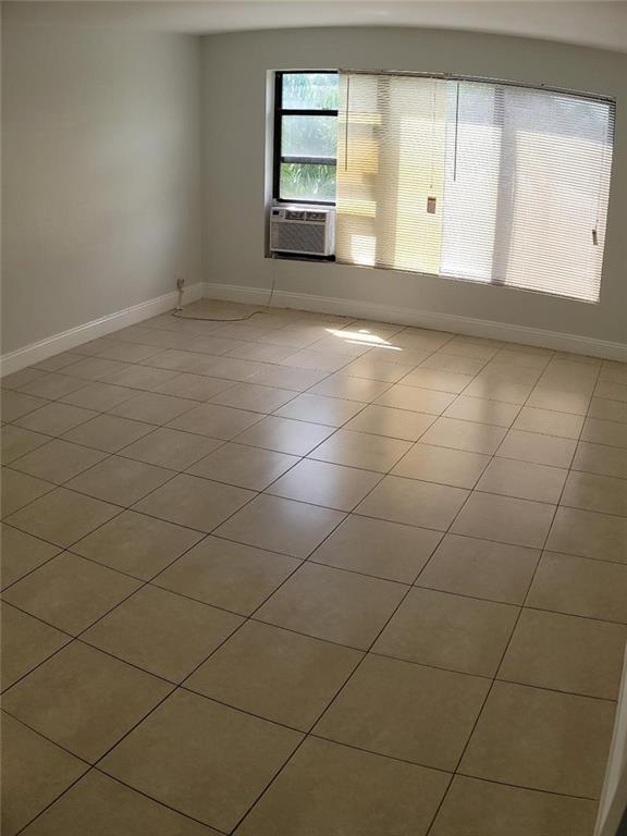 Riverside 3 7-17 B - Residential Lease