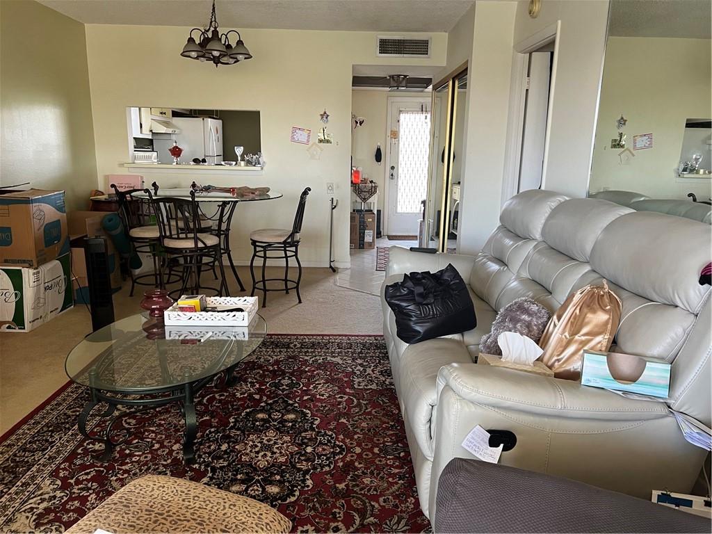 LIME BAY - Residential