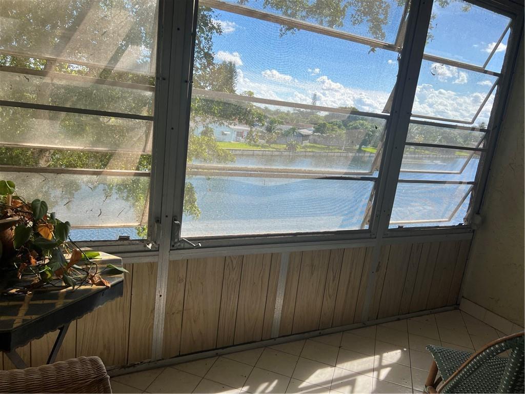 LIME BAY - Residential