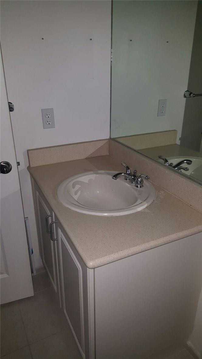 Meadow Pines 173-40 B - Residential Lease