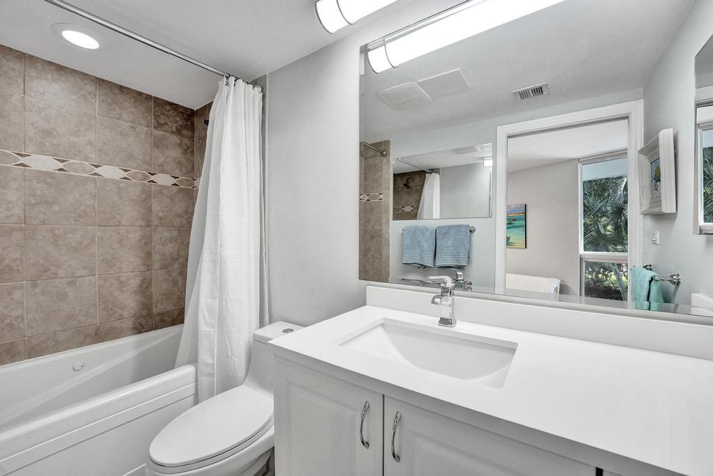 PORTA BELLA TOWNHOUSE CONDO - Residential