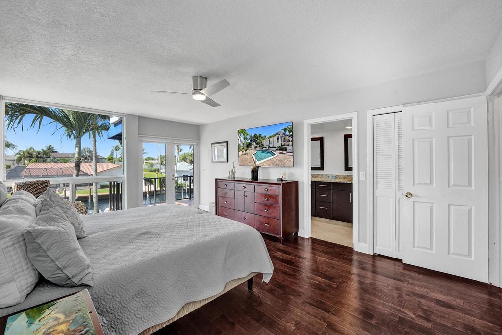 PORTA BELLA TOWNHOUSE CONDO - Residential