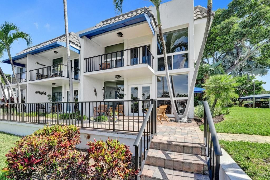 Photo of 780 Jeffery Street #6, Boca Raton, FL 33487 (MLS # B26016494)