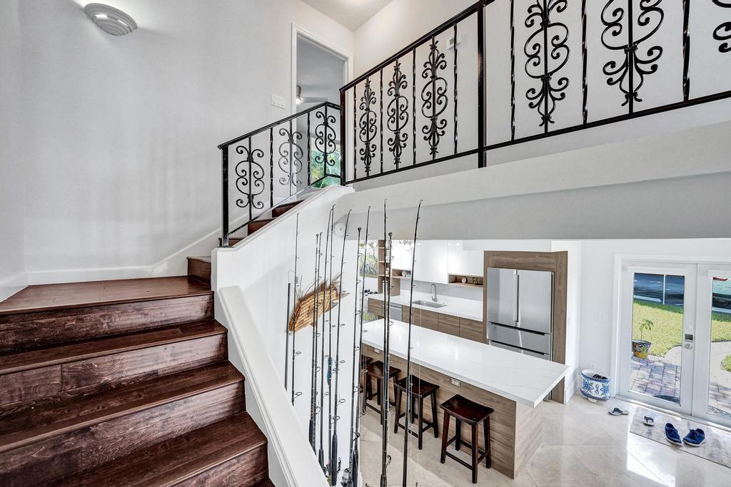 PORTA BELLA TOWNHOUSE CONDO - Residential