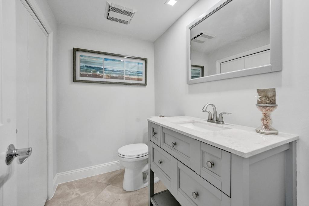 PORTA BELLA TOWNHOUSE CONDO - Residential