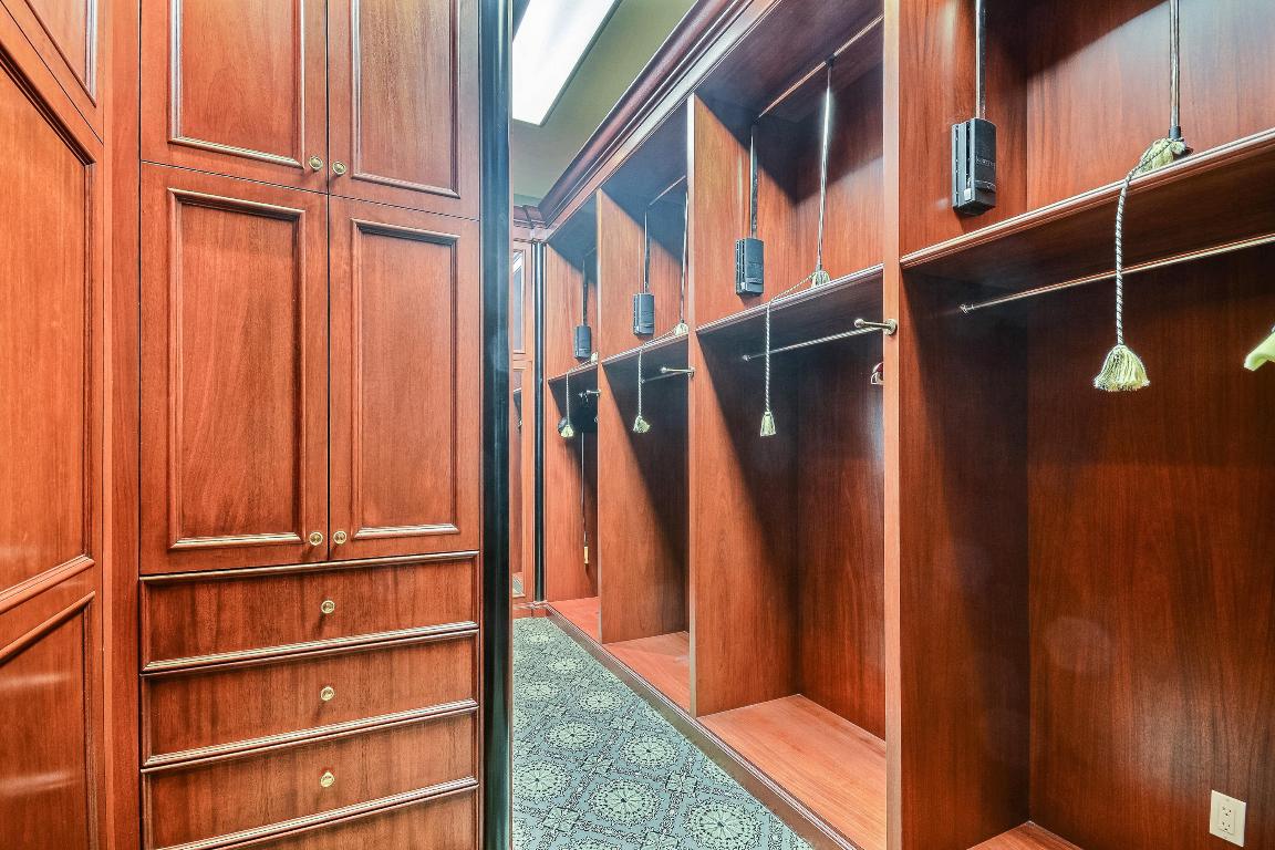 ST ANDREWS COUNTRY CLUB - Residential