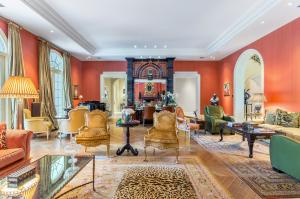 ST ANDREWS COUNTRY CLUB - Residential