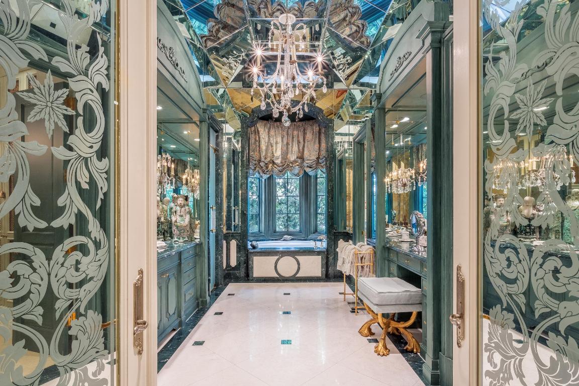 ST ANDREWS COUNTRY CLUB - Residential