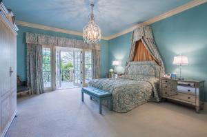 ST ANDREWS COUNTRY CLUB - Residential