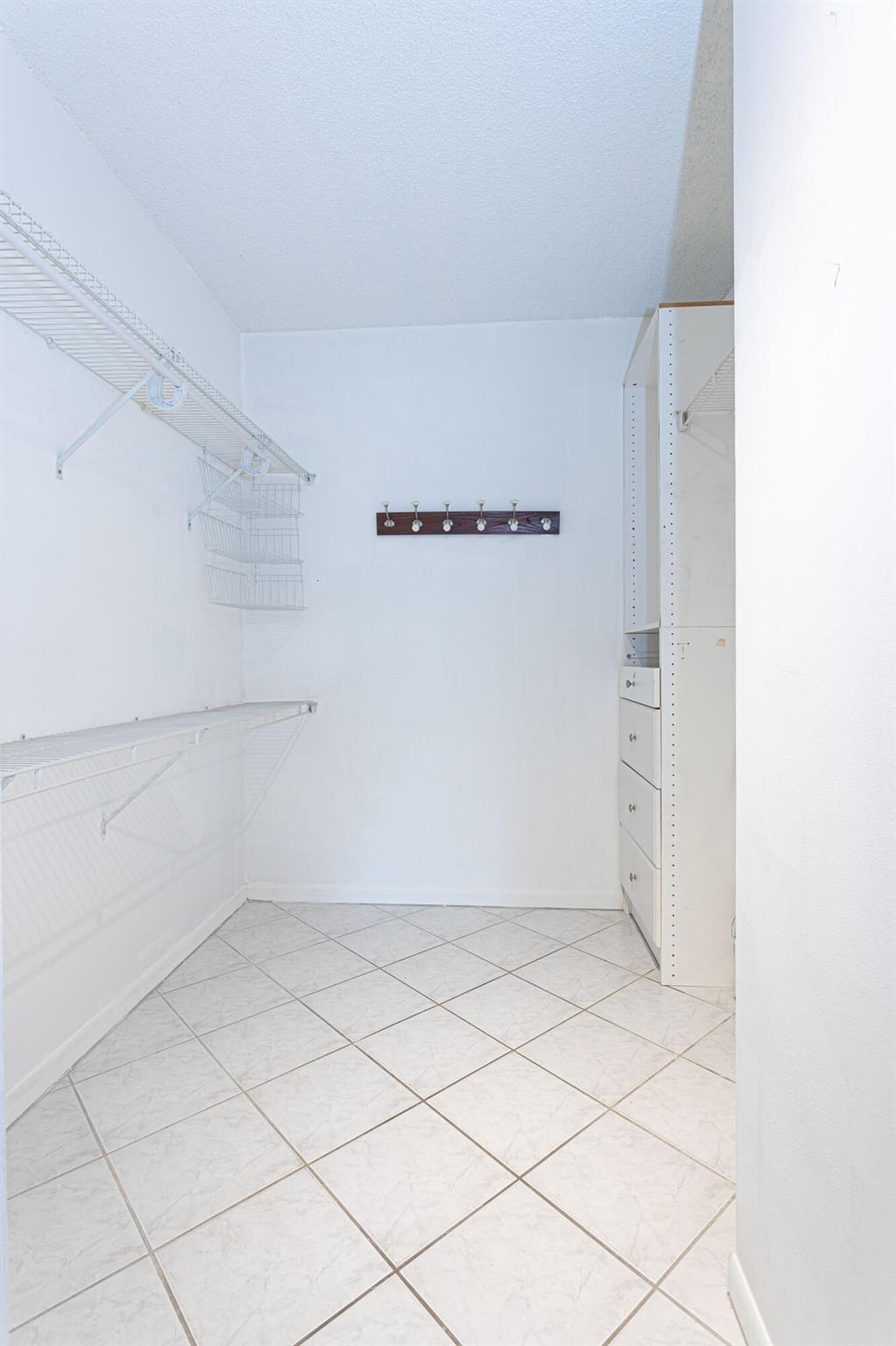 PINE RIDGE NORTH II CONDO - Residential Lease