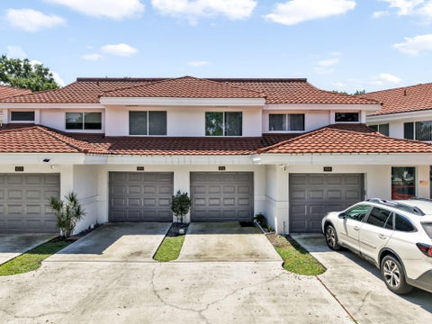 Tiny photo for 9204 NW 9th Court, Plantation, FL 33324 (MLS # B26029869)