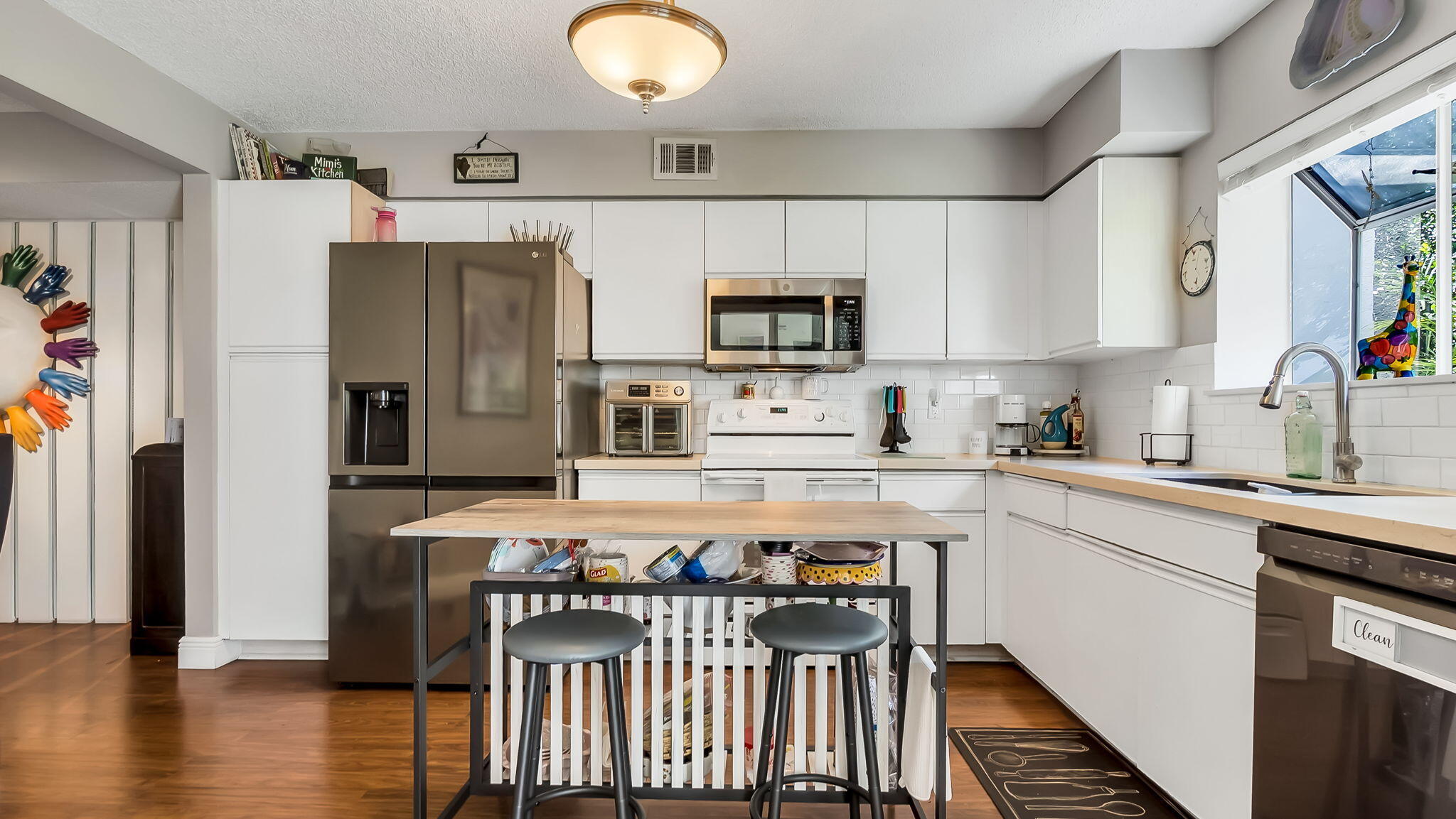 PARC COURT CONDO - Residential