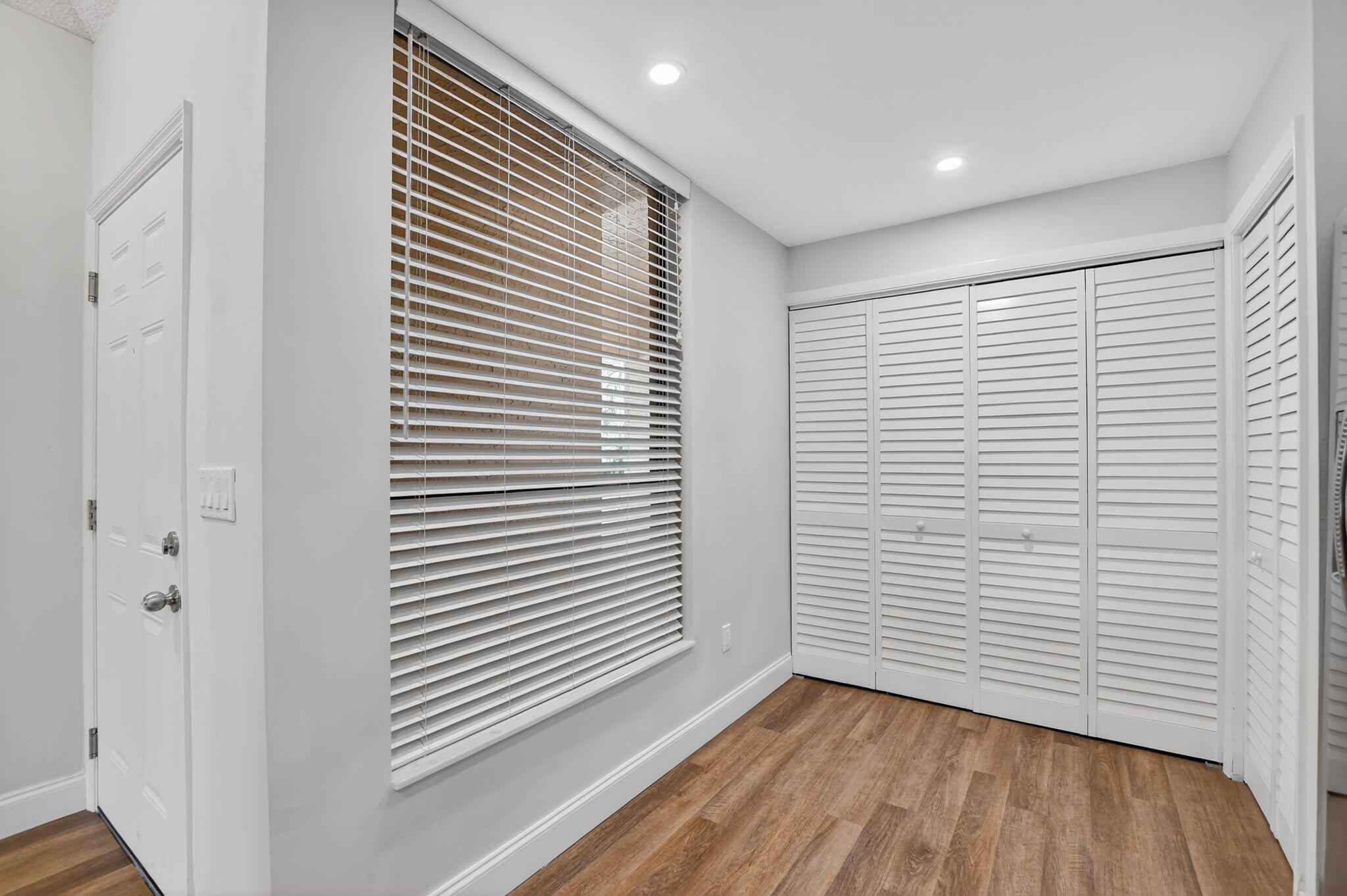 LA PAZ AT BOCA POINTE - Residential