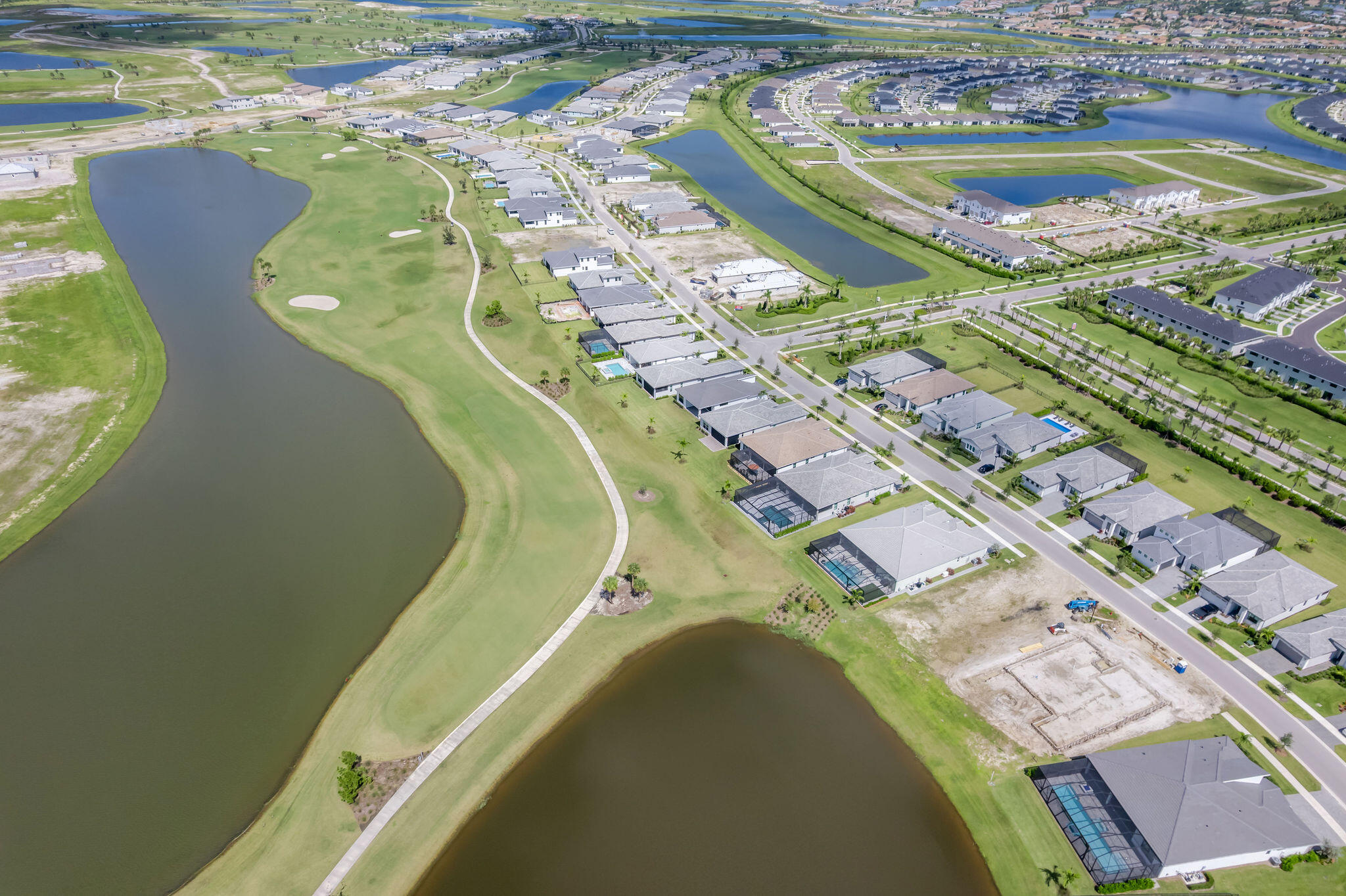 ASTOR CREEK - Residential