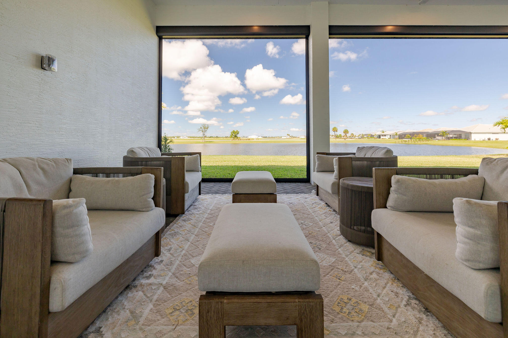 ASTOR CREEK - Residential