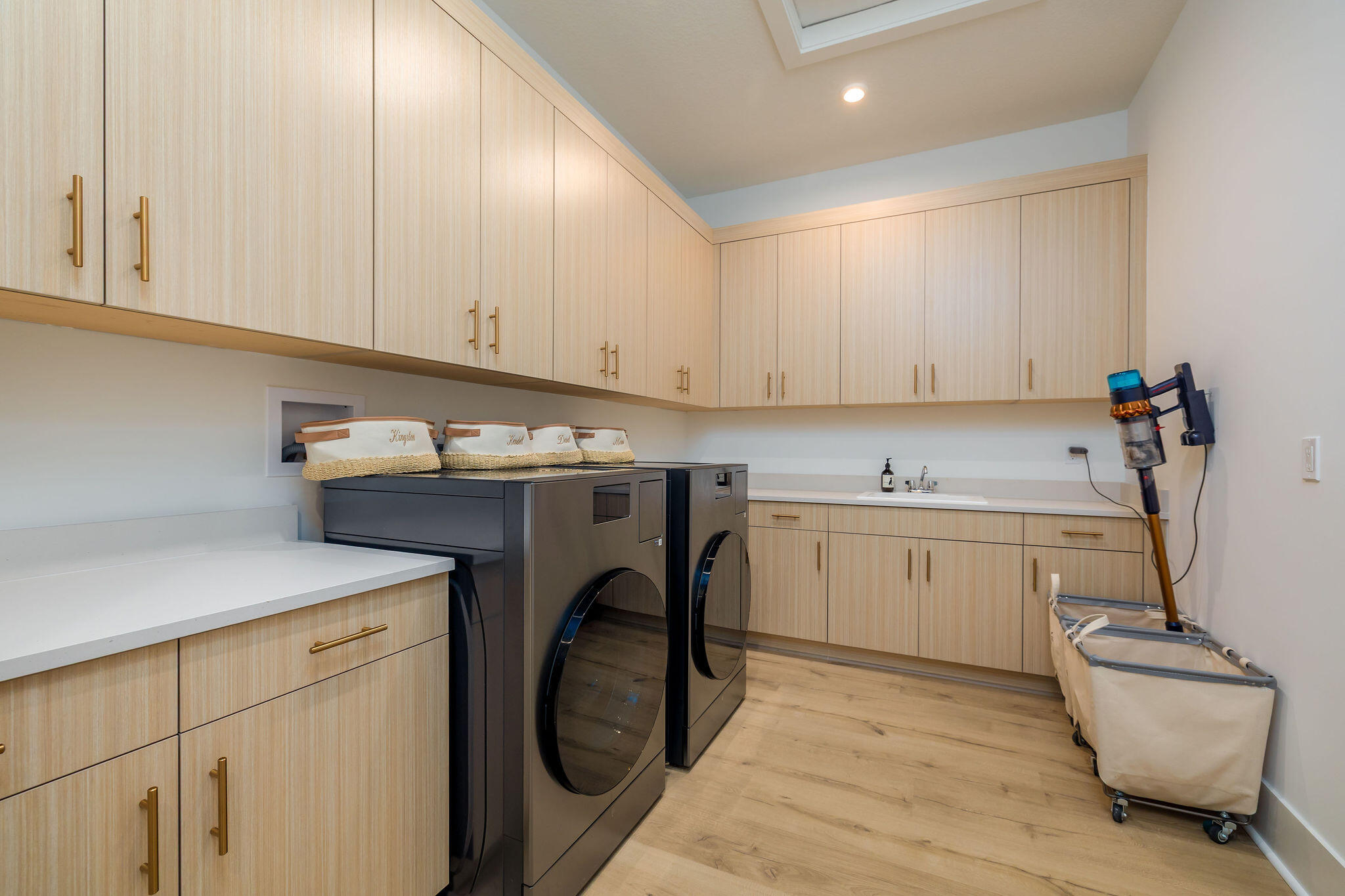 ASTOR CREEK - Residential