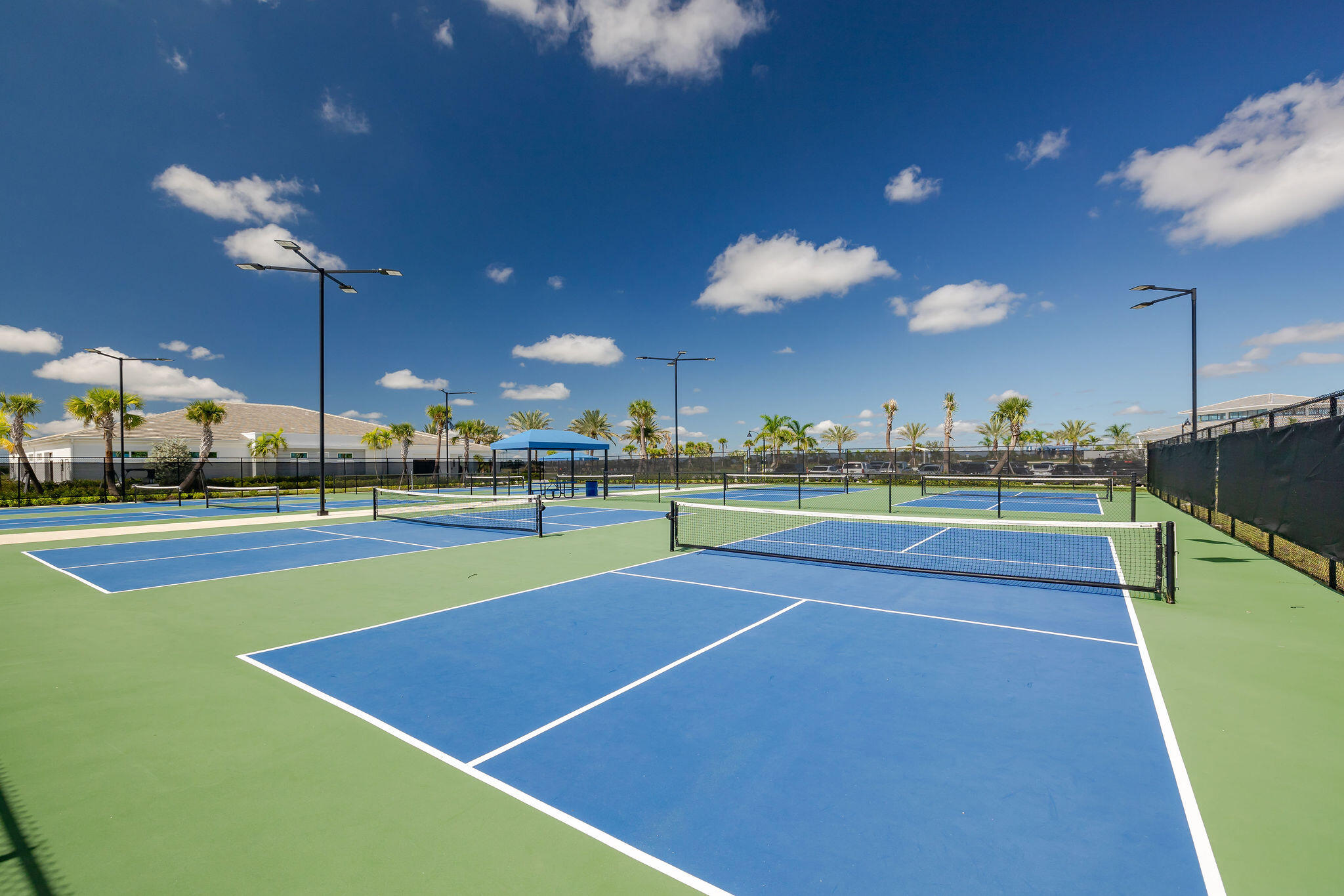 ASTOR CREEK - Residential