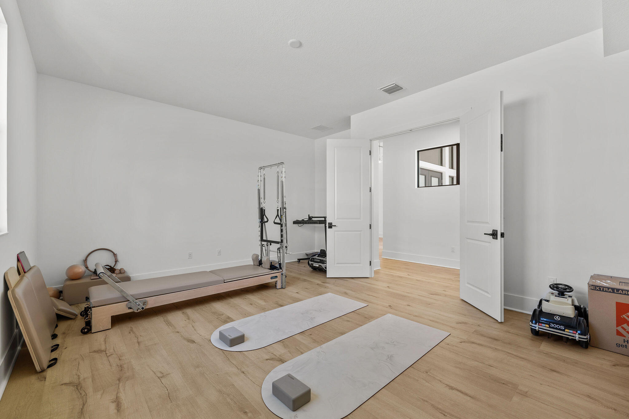 ASTOR CREEK - Residential