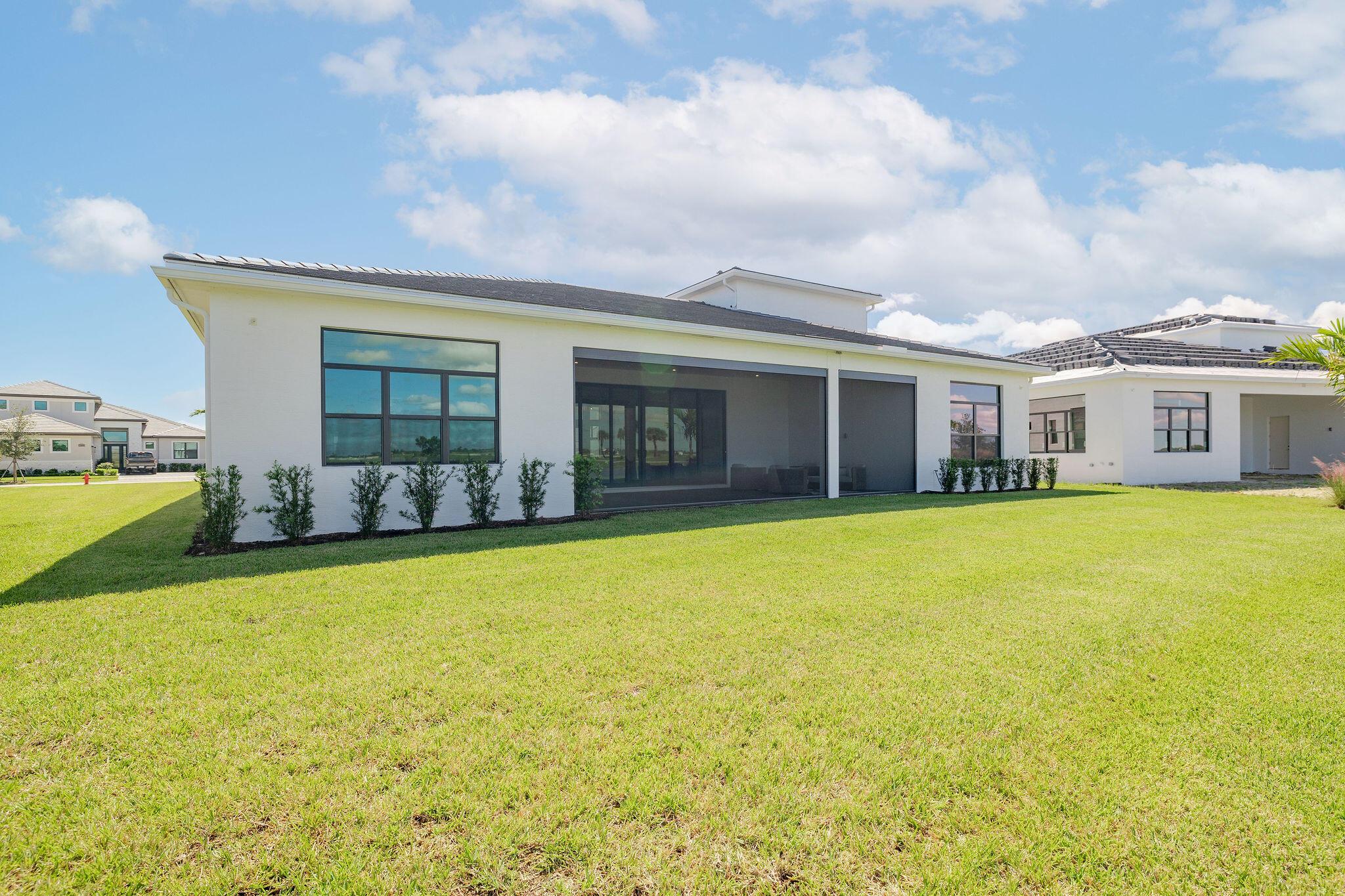 ASTOR CREEK - Residential