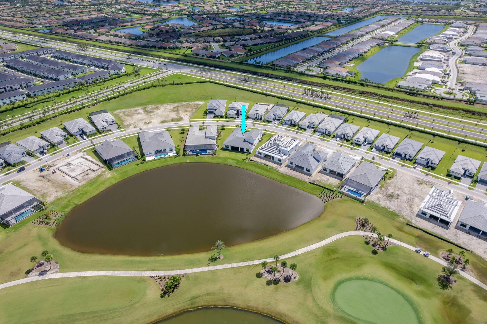 ASTOR CREEK - Residential