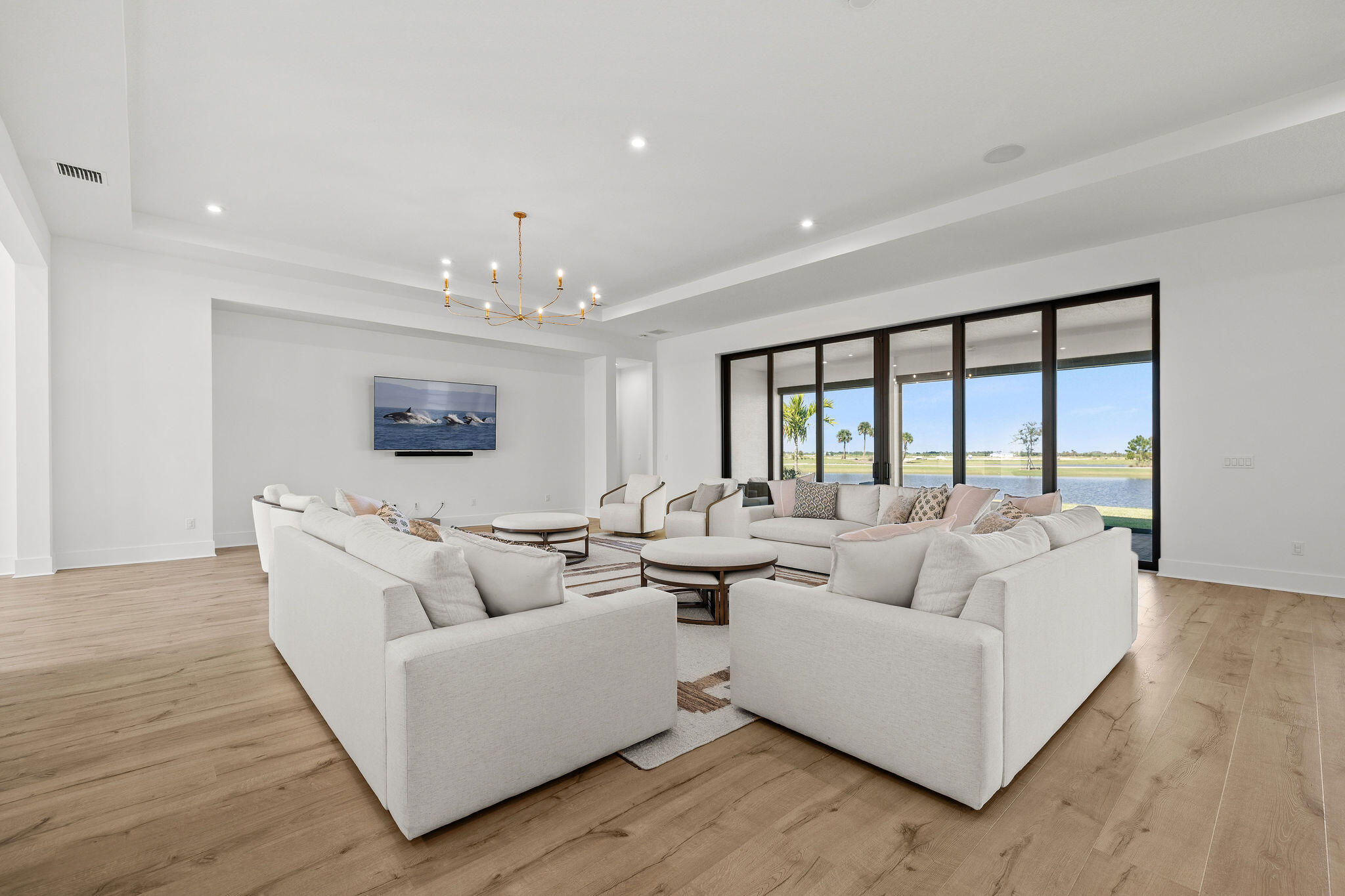 ASTOR CREEK - Residential