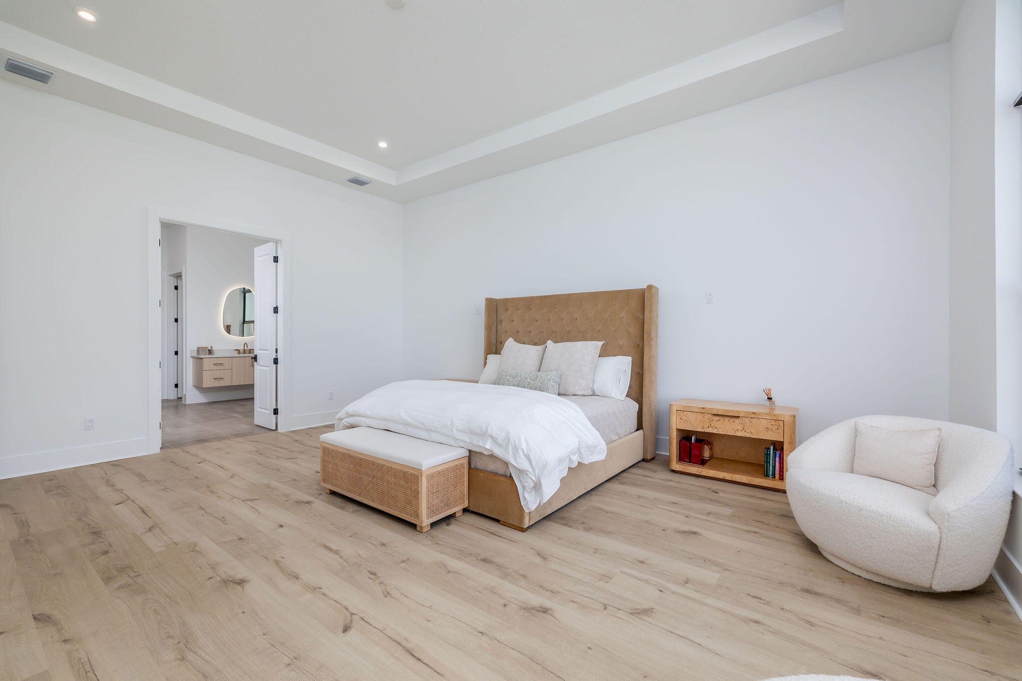 ASTOR CREEK - Residential