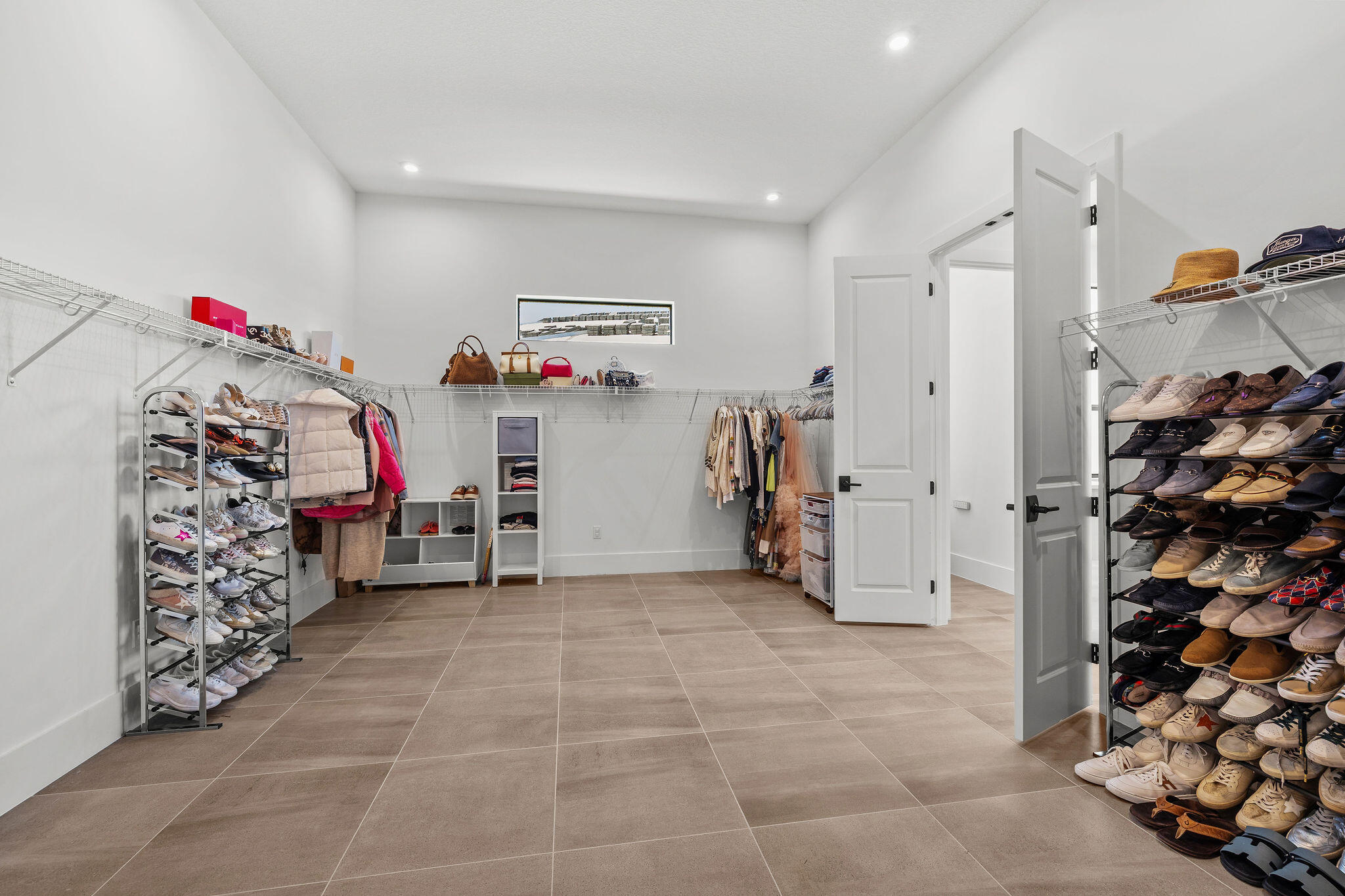 ASTOR CREEK - Residential