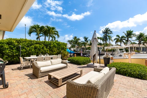 Tiny photo for 4210 NE 23rd Avenue, Lighthouse Point, FL 33064 (MLS # B26069603)